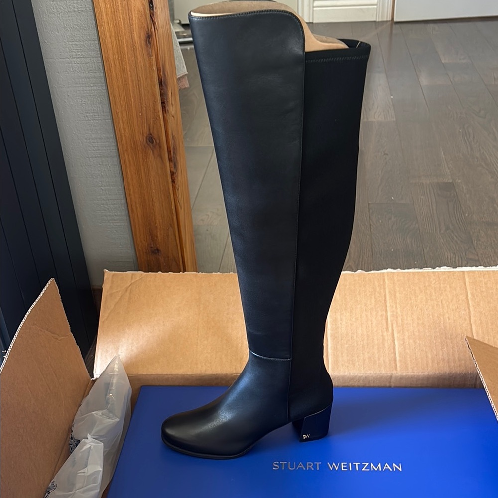 Stuart Weitzman Black Knee-High Women's Boots size 8 City Block boot